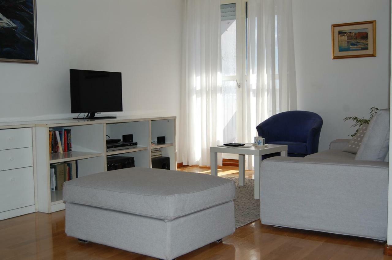 Apartment Definis Split Luaran gambar
